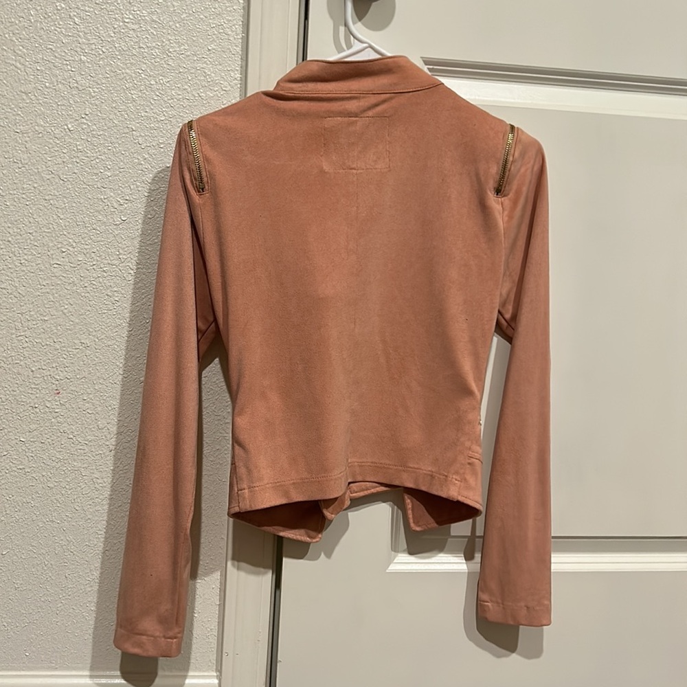 Cute Jacket - Picture 2 of 2